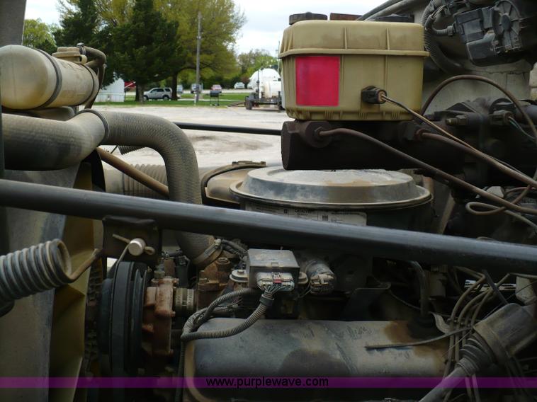 image for item 5879 1990 Chevrolet Kodiak C7H042