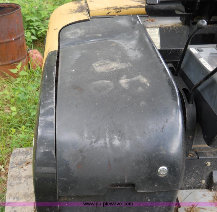image for item 7873 2002 Caterpillar 304.5 excavator