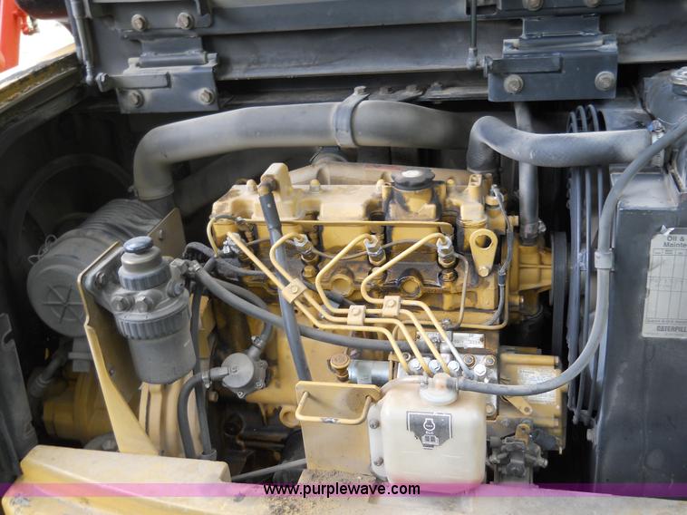 image for item 7873 2002 Caterpillar 304.5 excavator