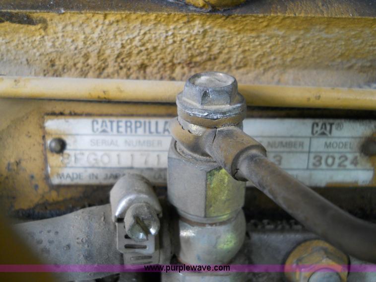 image for item 7873 2002 Caterpillar 304.5 excavator