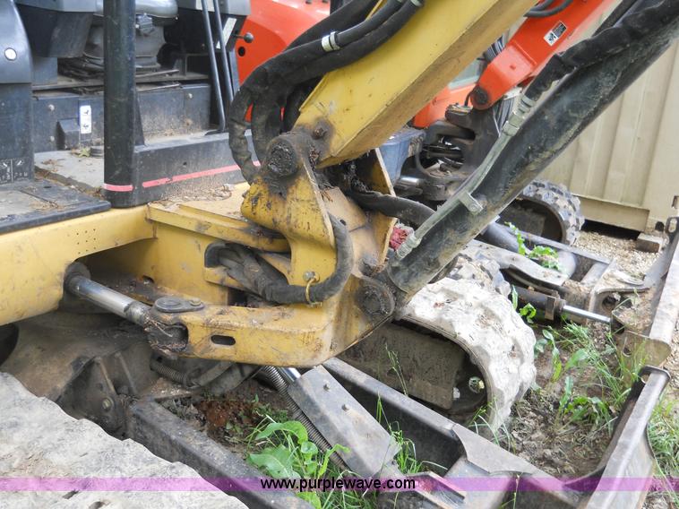 image for item 7873 2002 Caterpillar 304.5 excavator