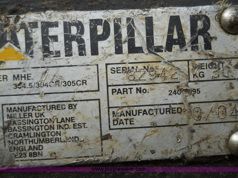 image for item 7873 2002 Caterpillar 304.5 excavator