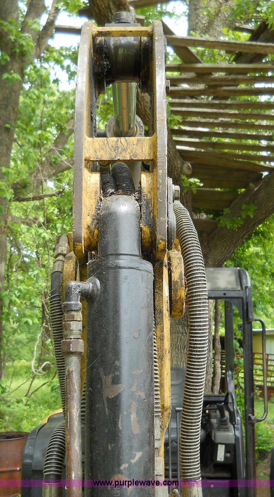 image for item 7873 2002 Caterpillar 304.5 excavator