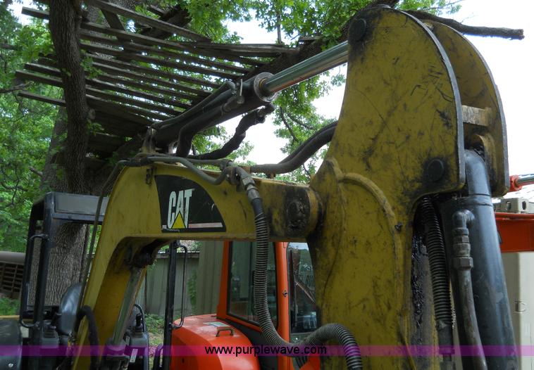 image for item 7873 2002 Caterpillar 304.5 excavator