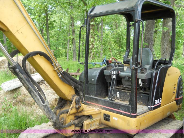 image for item 7873 2002 Caterpillar 304.5 excavator