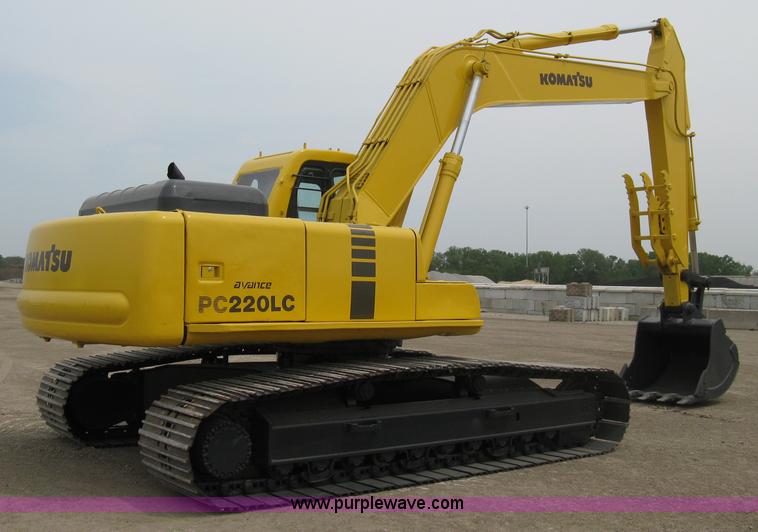image for item 8080 1997 Komatsu PC220LC-6 excavator