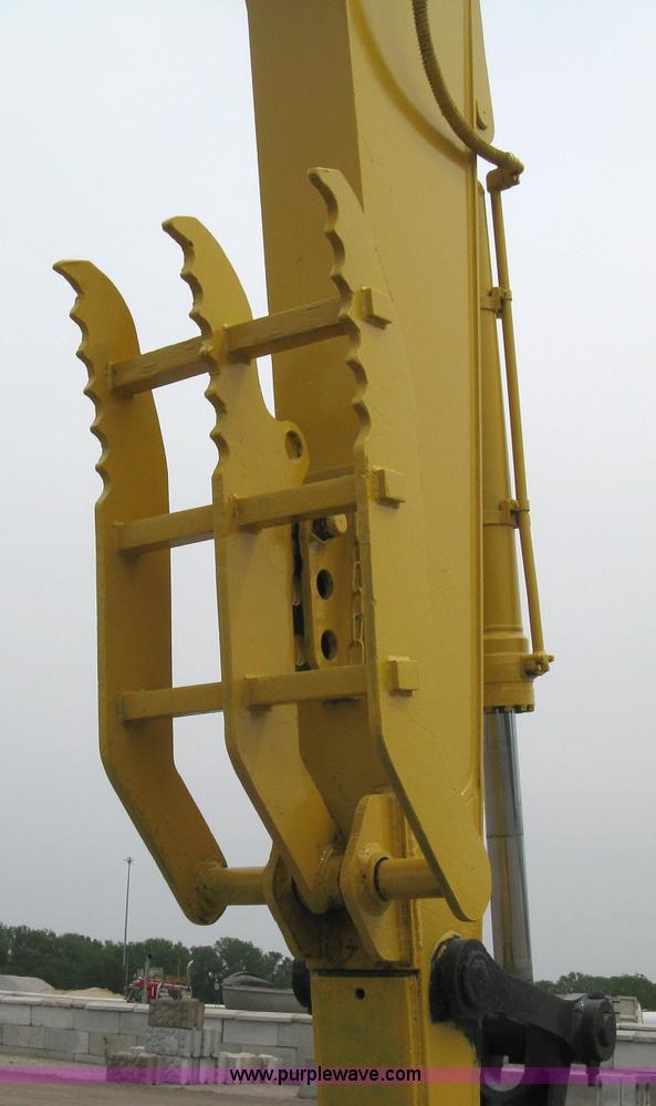 image for item 8080 1997 Komatsu PC220LC-6 excavator