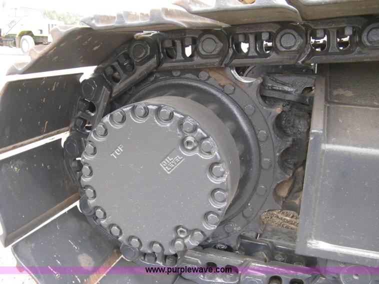 image for item 8080 1997 Komatsu PC220LC-6 excavator