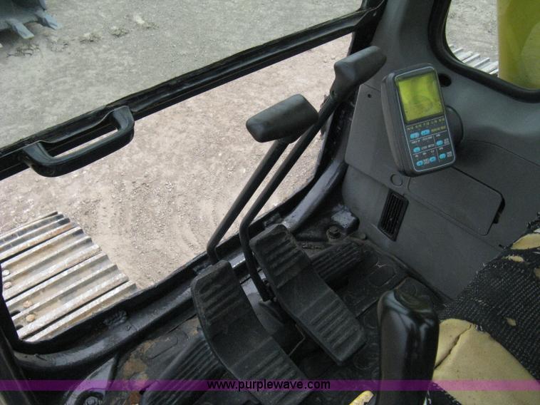 image for item 8080 1997 Komatsu PC220LC-6 excavator