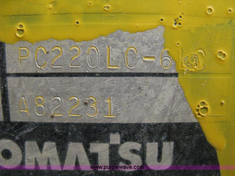 image for item 8080 1997 Komatsu PC220LC-6 excavator