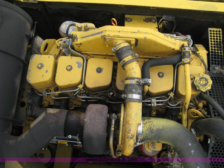image for item 8080 1997 Komatsu PC220LC-6 excavator