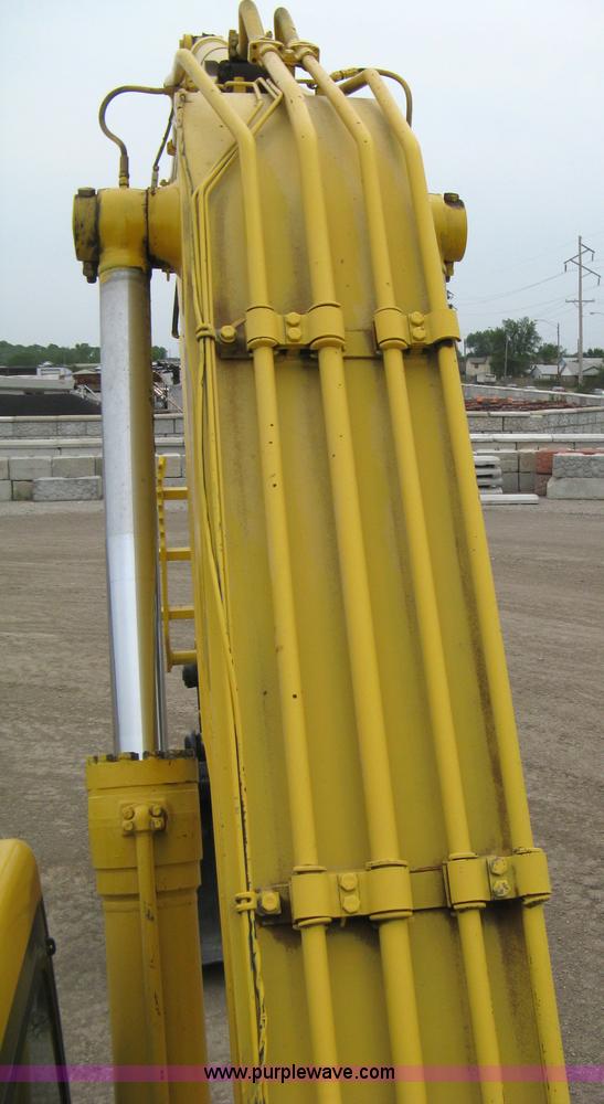 image for item 8080 1997 Komatsu PC220LC-6 excavator