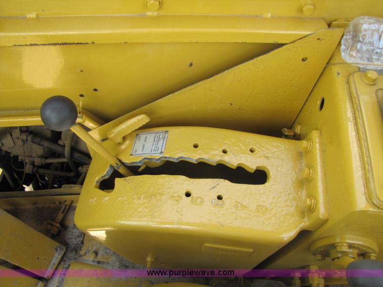 image for item 8263 Caterpillar 627B scraper