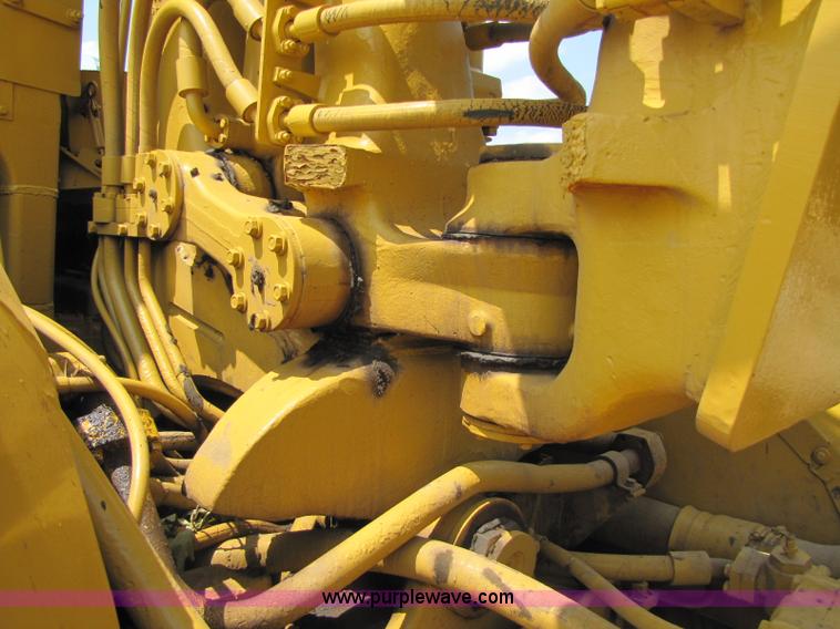 image for item 8263 Caterpillar 627B scraper