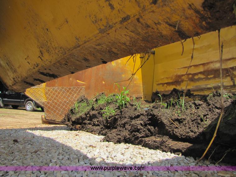 image for item 8263 Caterpillar 627B scraper