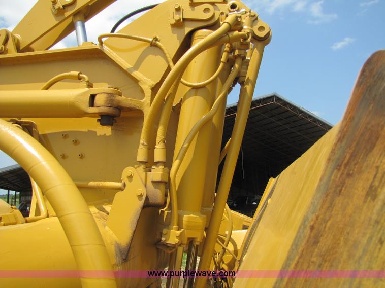 image for item 8263 Caterpillar 627B scraper