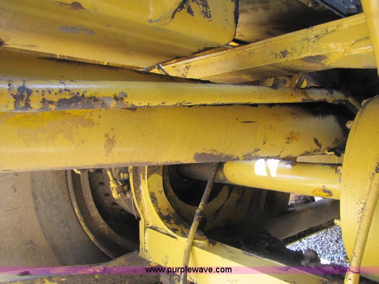 image for item 8263 Caterpillar 627B scraper
