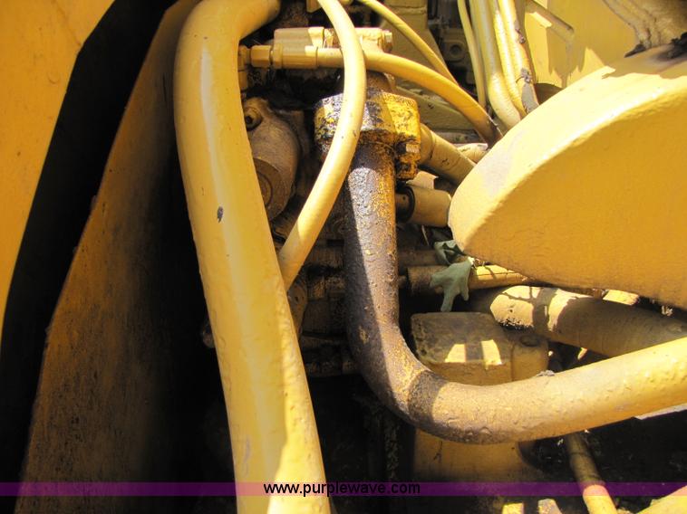 image for item 8263 Caterpillar 627B scraper