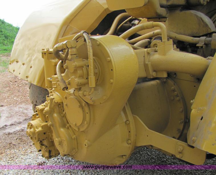 image for item 8263 Caterpillar 627B scraper