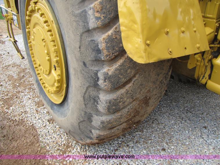 image for item 8263 Caterpillar 627B scraper