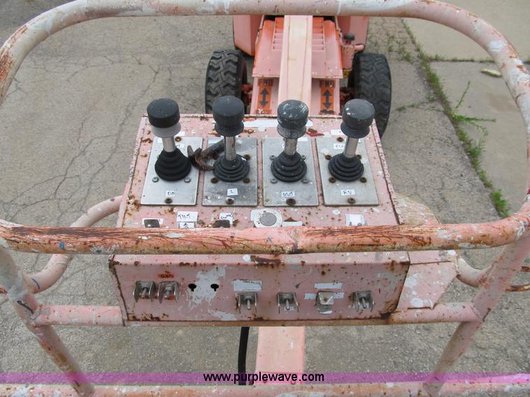 image for item 8986 Calavar Condor 60N 60' manlift