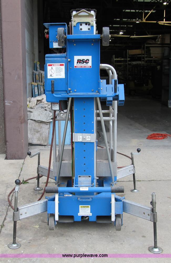 image for item 8987 1999 Genie AWP-20S 20' aerial work platform