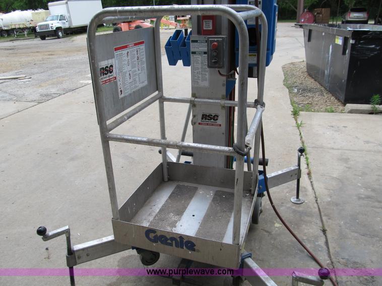 image for item 8987 1999 Genie AWP-20S 20' aerial work platform