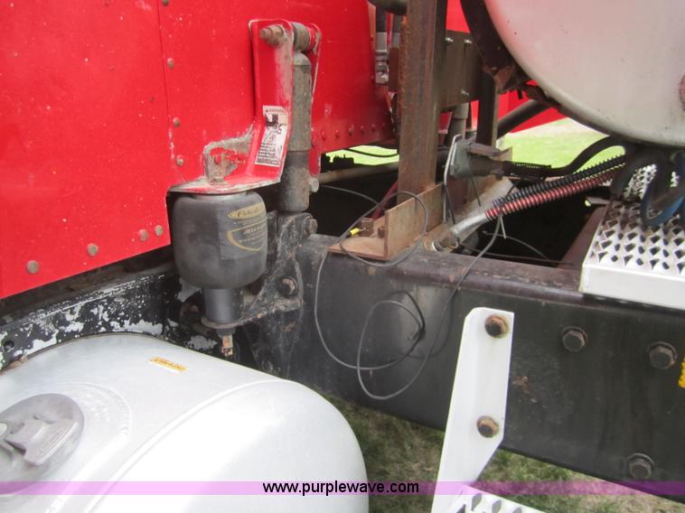 image for item 3092 1994 Peterbilt 379 semi truck