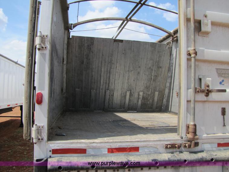 image for item 3475 1986 Wilson 42' aluminum convertible grain trailer