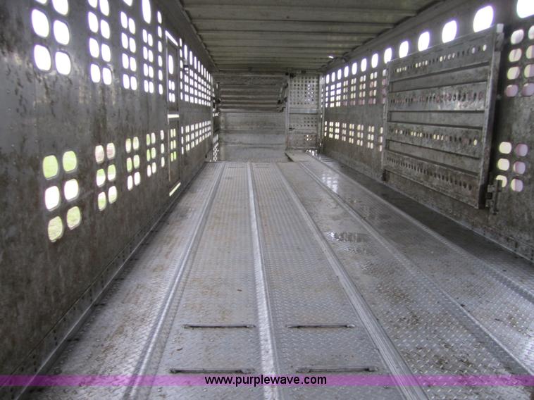 image for item 3713 1991 Wilson PSPCL-302 48' semi stock trailer