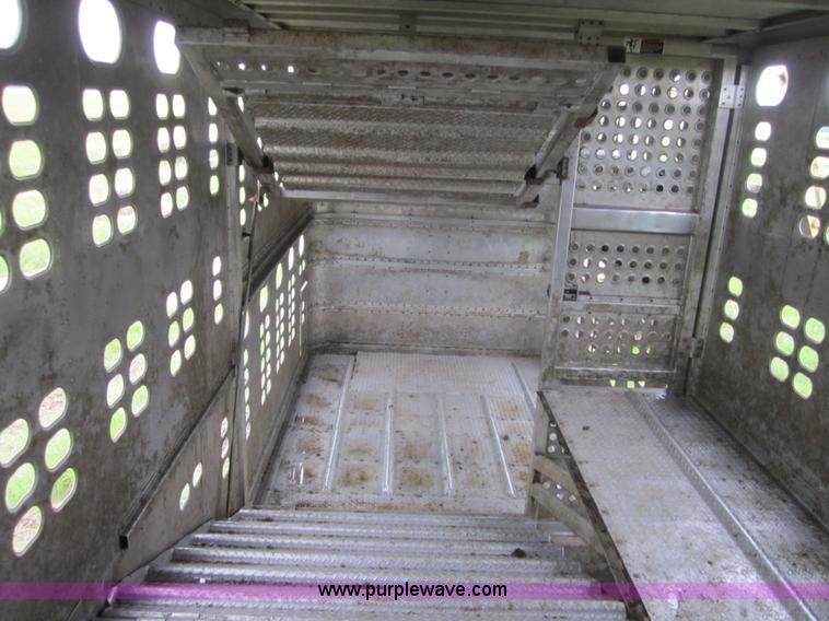 image for item 3713 1991 Wilson PSPCL-302 48' semi stock trailer