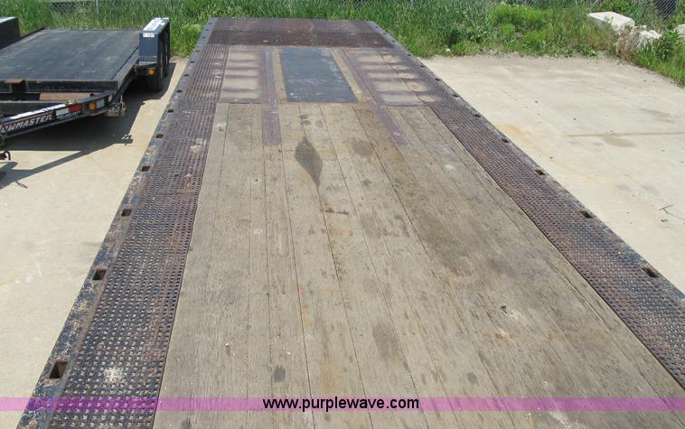 image for item 4148 2005 Trail King TK70HT Hydratail trailer