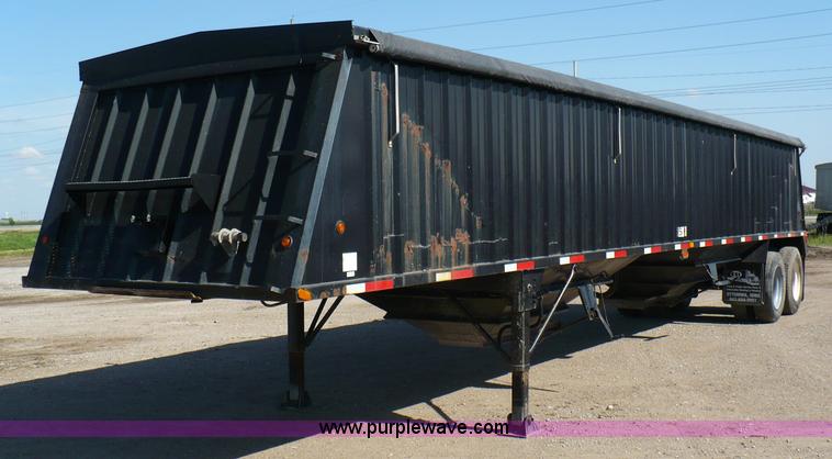 image for item 5888 1996 Shaller 42' steel grain trailer