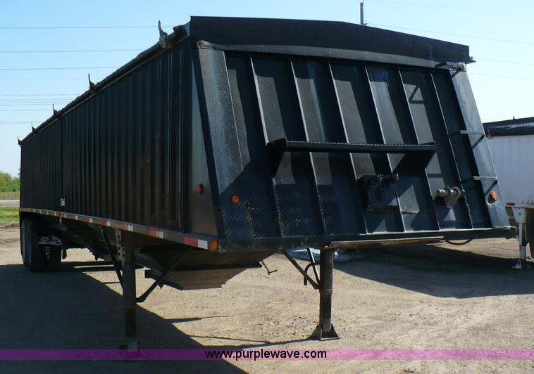 image for item 5888 1996 Shaller 42' steel grain trailer