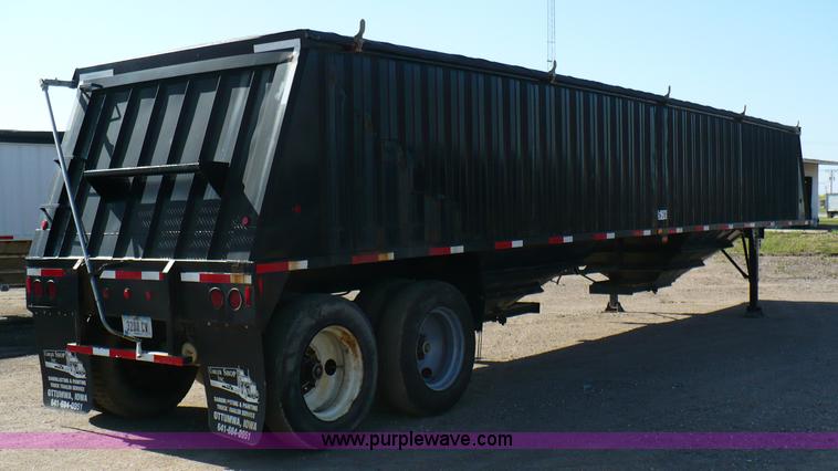 image for item 5888 1996 Shaller 42' steel grain trailer