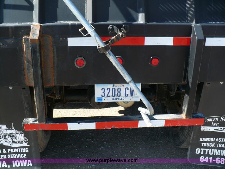 image for item 5888 1996 Shaller 42' steel grain trailer