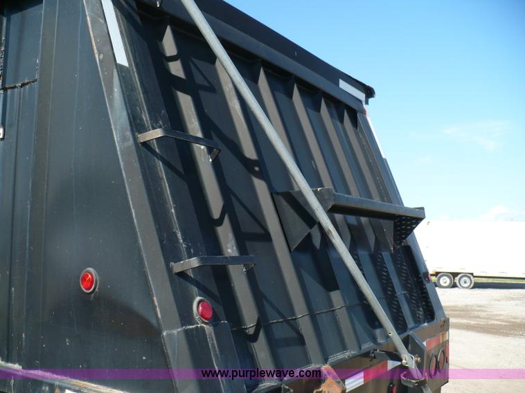 image for item 5888 1996 Shaller 42' steel grain trailer