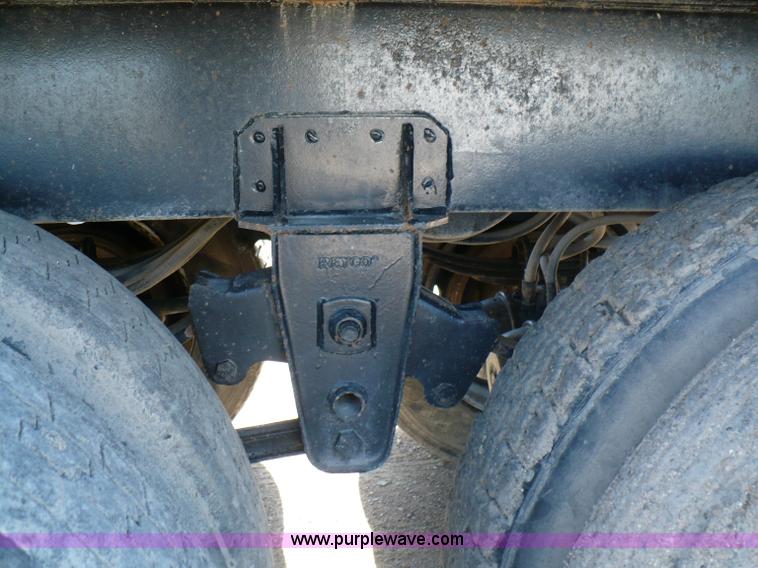 image for item 5888 1996 Shaller 42' steel grain trailer