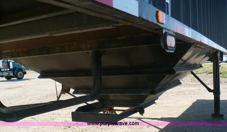 image for item 5888 1996 Shaller 42' steel grain trailer