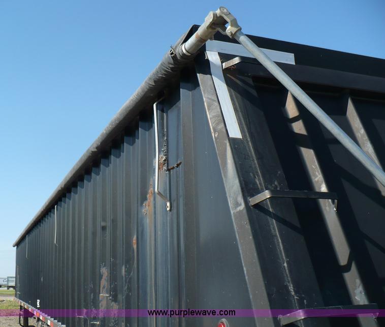 image for item 5888 1996 Shaller 42' steel grain trailer