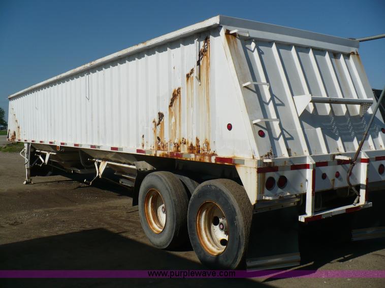 image for item 5889 1996 42' steel grain trailer