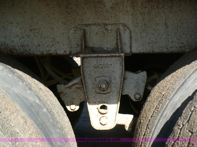 image for item 5889 1996 42' steel grain trailer