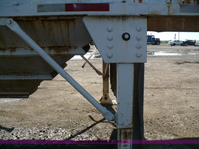 image for item 5889 1996 42' steel grain trailer