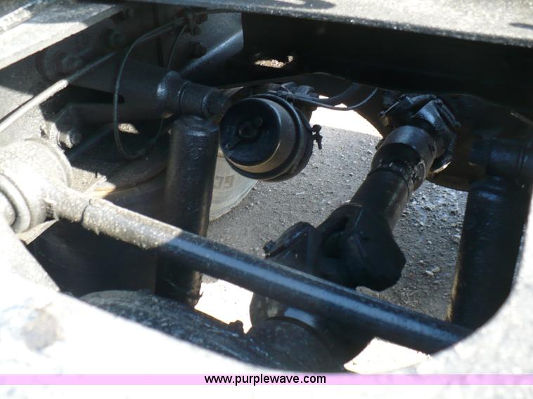 image for item 5893 1993 Western Star 4900 semi truck