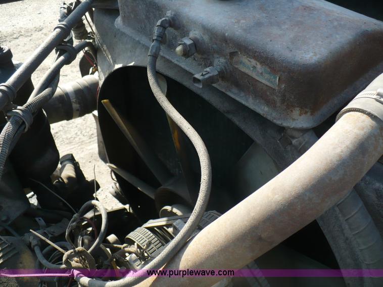 image for item 5893 1993 Western Star 4900 semi truck