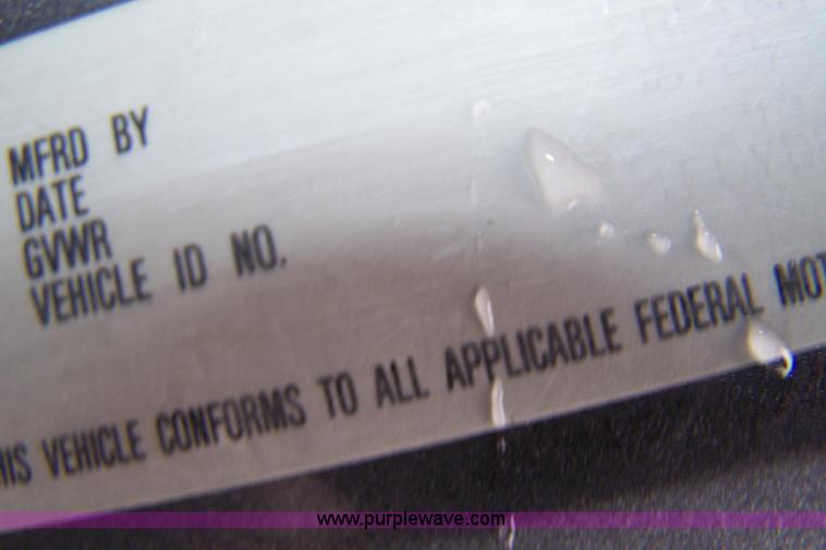 image for item 7371 1989 Freightliner FLD120 truck with dump bed