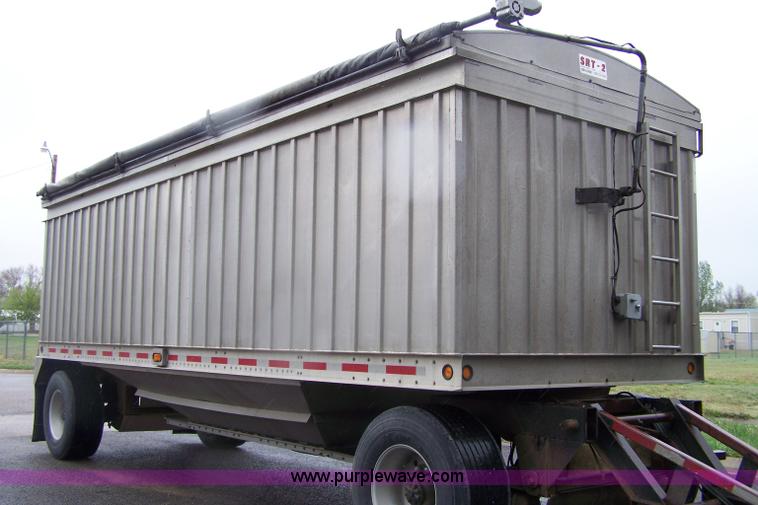 image for item 7372 2002 Farris 24' aluminum pup trailer