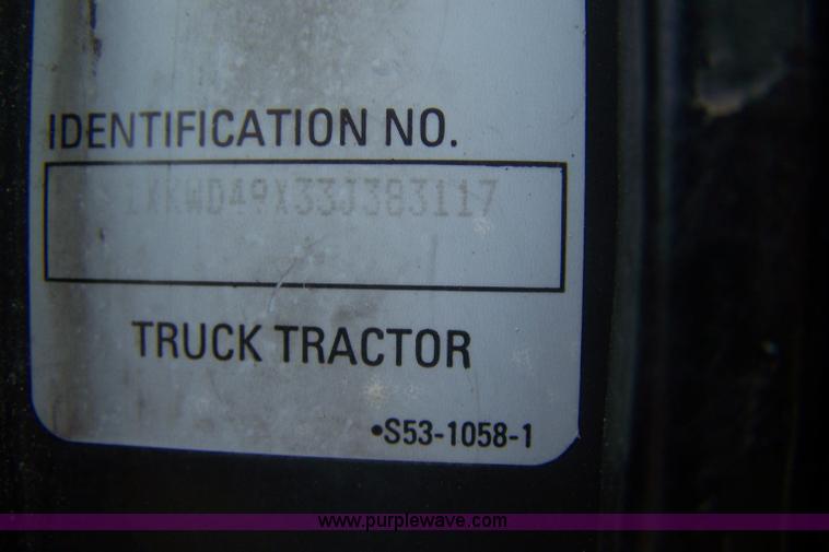 image for item 7419 2003 Kenworth W900B semi truck