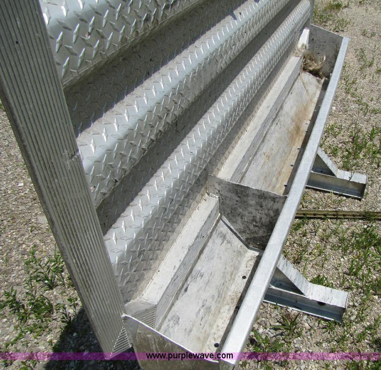 image for item 8267 Merritt headache rack