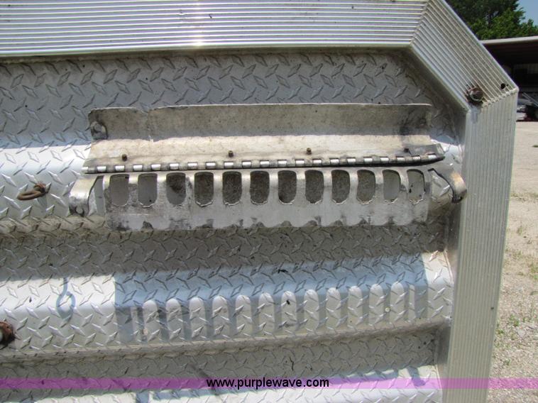 image for item 8267 Merritt headache rack